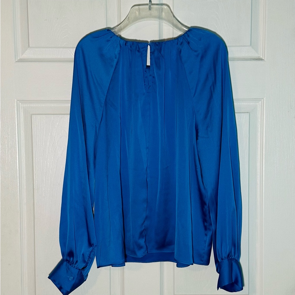 NWT silky blue Worthington top - Picture 2 of 5